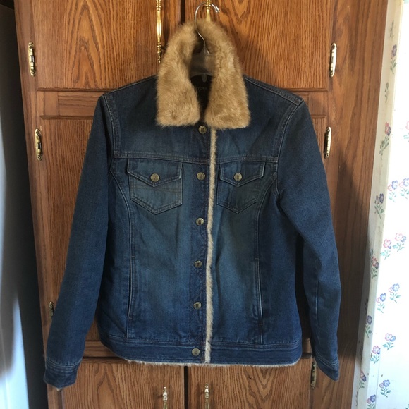 COPY - Denim Jacket - Picture 4 of 7